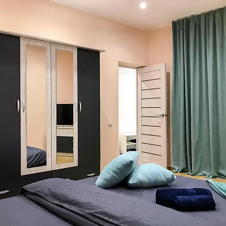 центр посуточно новая двухуровневая Da Luisa