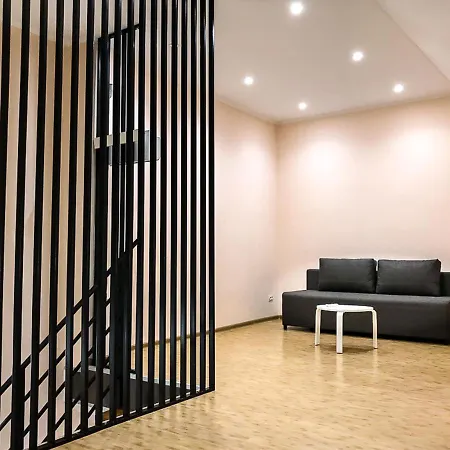 Apartment центр посуточно новая двухуровневая Da Luisa