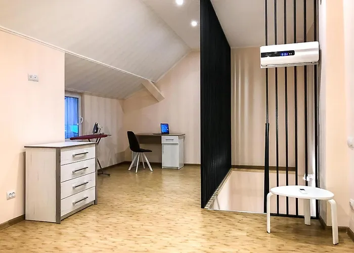 центр посуточно новая двухуровневая Da Luisa Apartmán Mukačevo
